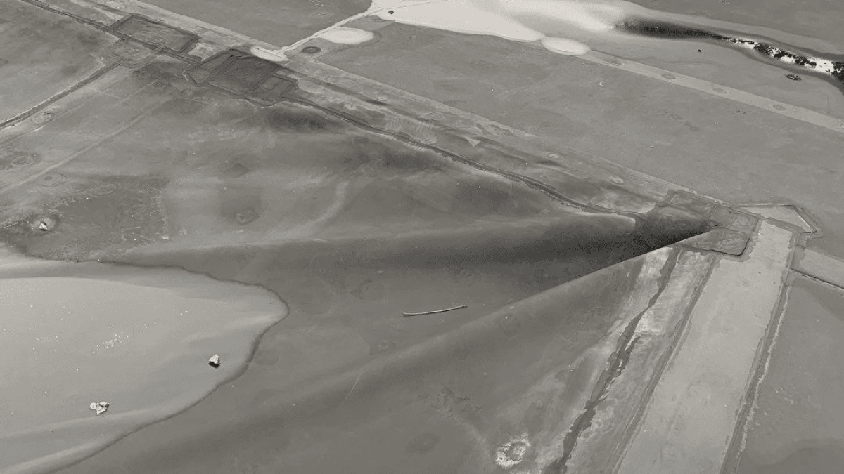 epdm roof after shrinking due to weather